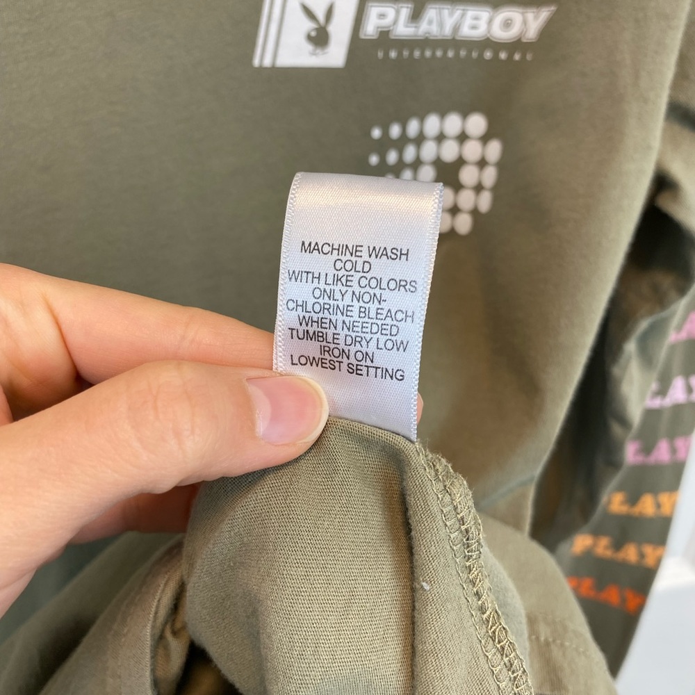 Playboy x Pacsun Long Sleeve Crewneck Graphic Bunny Tee Shirt Green Unisex Small - Picture 5 of 6